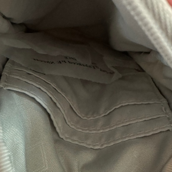 New Vera Bradley Crossbody Bag Purse Aloha Blooms Easy RFID Blocking Pouch 5x7” - Picture 3 of 6